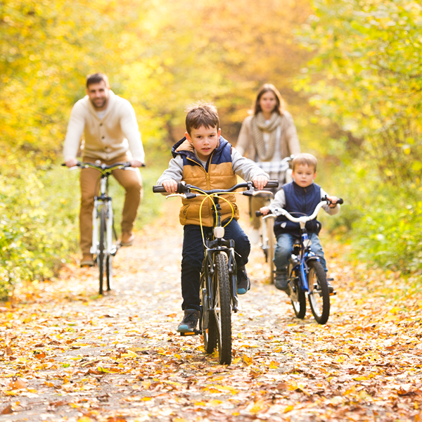 ANGUSalive family outdoors cycling